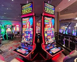 Filipino VIP player reviewing exclusive bonus offers and tier progress on 7game5